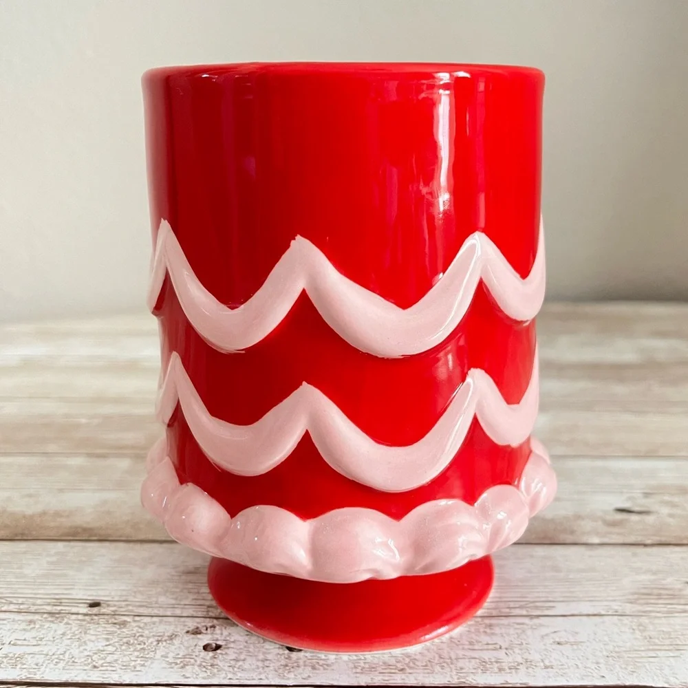 Target Bullseye Ceramic Holder Red Cake🎀